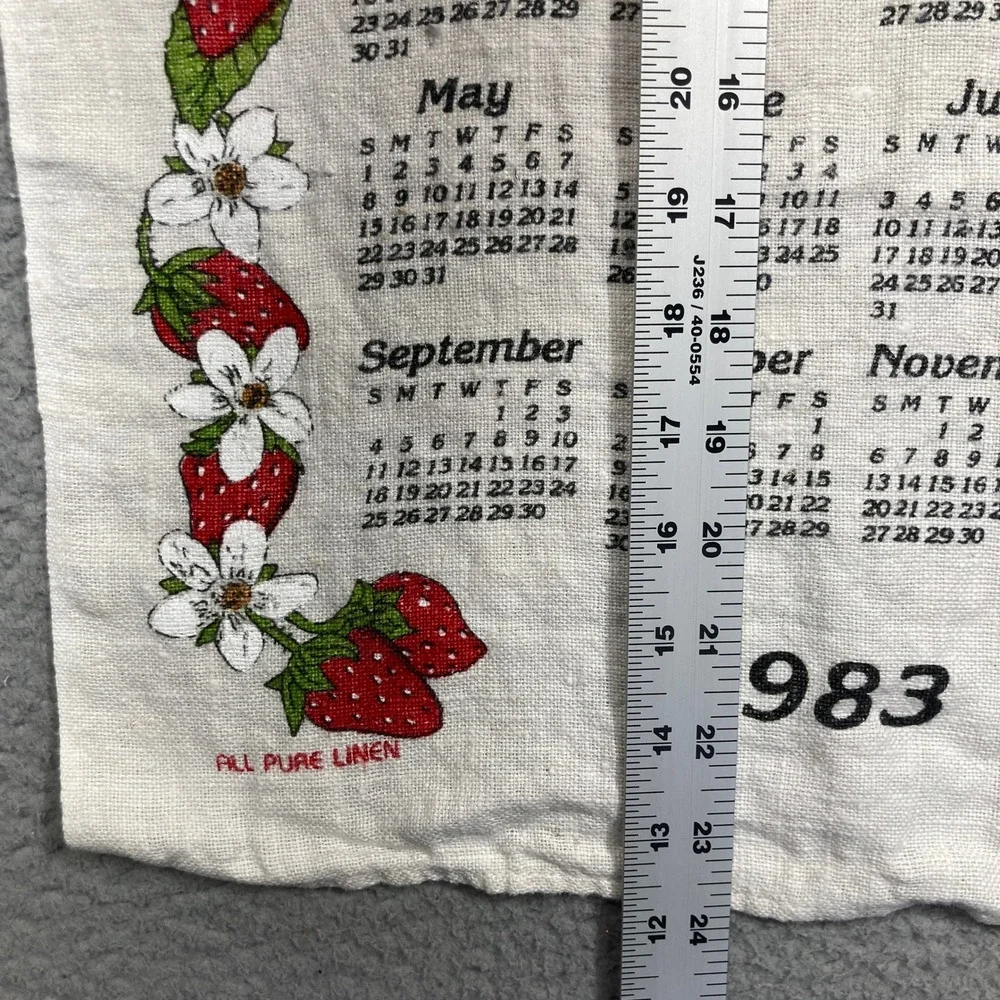 Vintage 1983 Calendar Tea Towel Unisex OS Cream Strawberry Linen Kitchen Decor